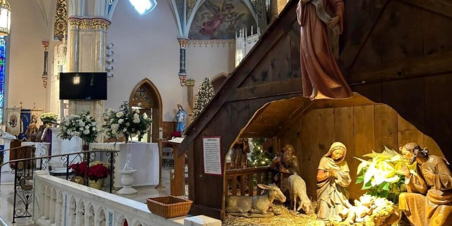 st-hedwigs-catholic-church-wilmington-christmas-930×620 St hedwigs catholic church wilmington christmas 930x620